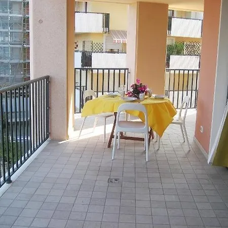 Olimpia Apartment *